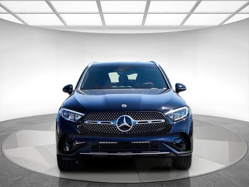 2025 Mercedes-Benz GLC 350e Base
