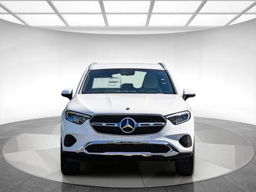 2025 Mercedes-Benz GLC 300 Base