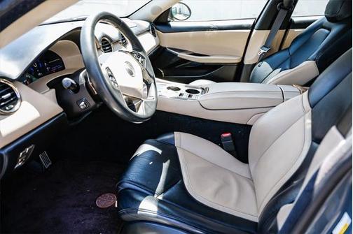 2019 Karma Revero Base