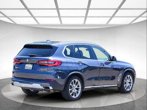 Arctic Gray Metallic 2019 BMW X5 xDrive40i
