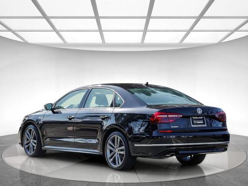 2018 Volkswagen Passat 2.0T S