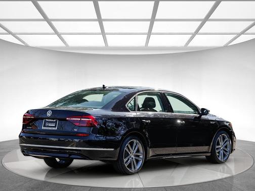 2018 Volkswagen Passat 2.0T S