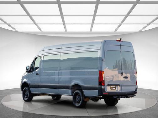 2026 Mercedes-Benz Sprinter 2500 High Roof