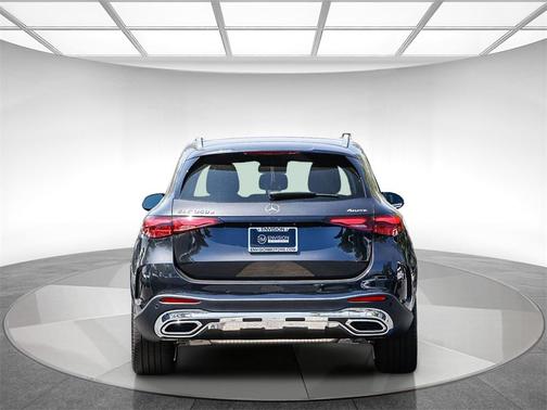 2025 Mercedes-Benz GLC 350e Base