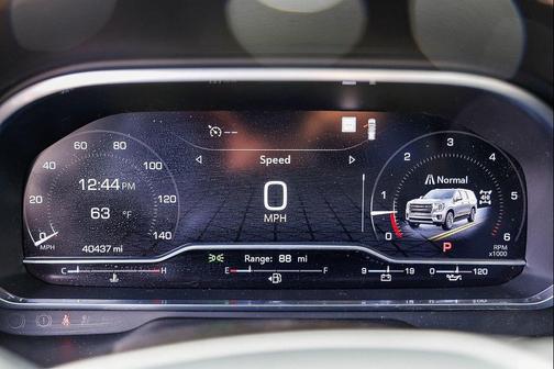 2023 GMC Yukon XL 4WD AT4