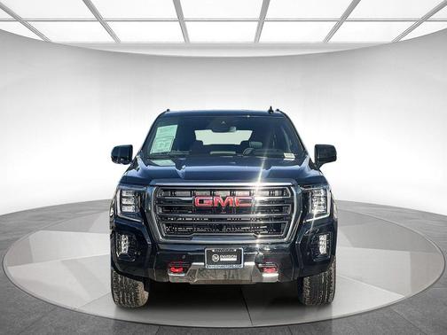 2023 GMC Yukon XL 4WD AT4