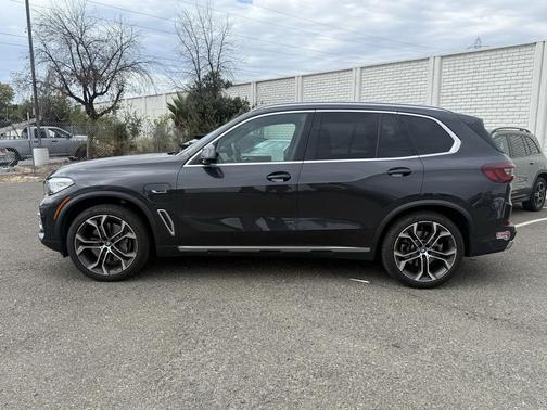 2023 BMW X5 PHEV xDrive45e