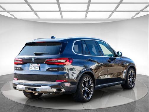 2023 BMW X5 PHEV xDrive45e