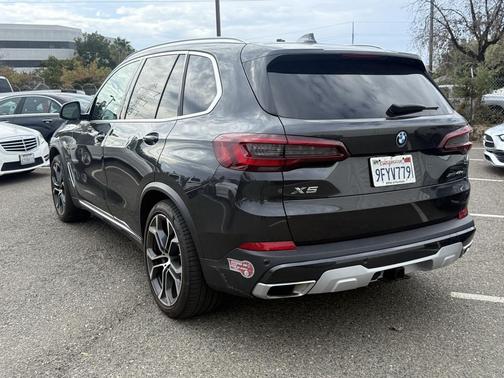 2023 BMW X5 PHEV xDrive45e