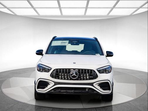 2026 Mercedes-Benz AMG GLA 35 4MATIC