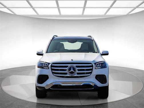 2026 Mercedes-Benz GLS 450 4MATIC