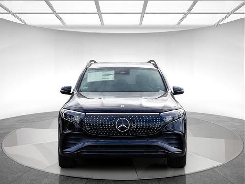 2024 Mercedes-Benz EQB 300 4MATIC