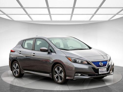 2022 Nissan Leaf SV 40 kWh