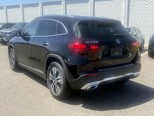 2025 Mercedes-Benz GLA 250 4MATIC