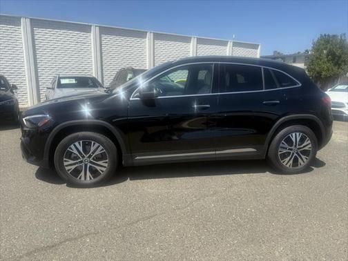 2025 Mercedes-Benz GLA 250 4MATIC