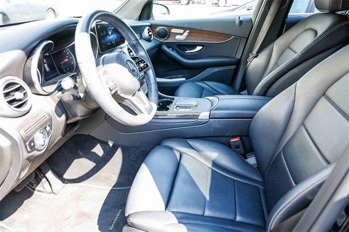 2021 Mercedes-Benz GLC 300 4MATIC