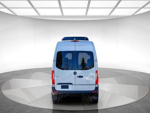 2025 Mercedes-Benz Sprinter 2500 Standard Roof