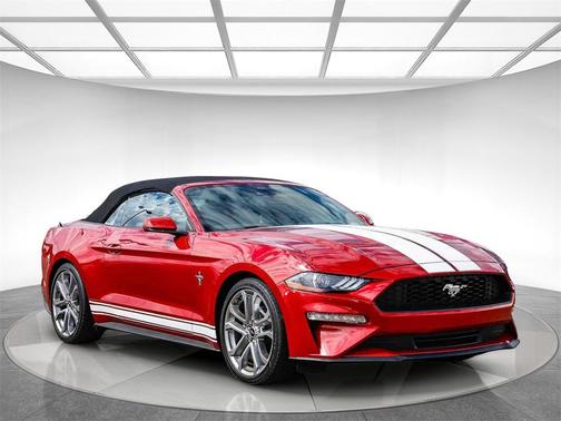 2022 Ford Mustang EcoBoost Premium
