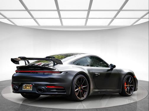 2021 Porsche 911 Carrera S