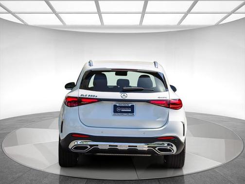 2025 Mercedes-Benz GLC 350e Base
