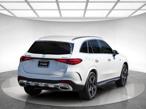 2025 Mercedes-Benz GLC 350e Base