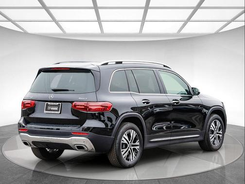 2026 Mercedes-Benz GLB 250 4MATIC