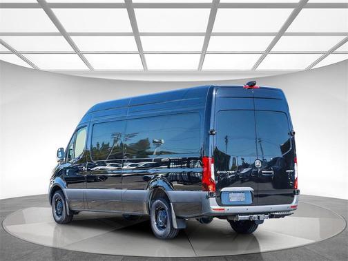 2025 Mercedes-Benz Sprinter 2500 High Roof