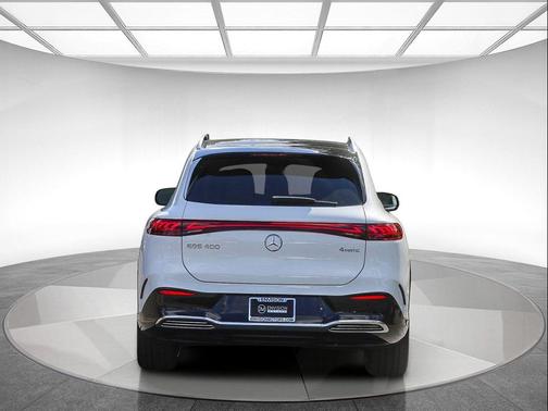 2026 Mercedes-Benz EQS 400 400