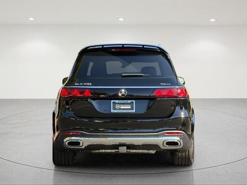 Black 2027 Mercedes-Benz GLS 450 4MATIC
