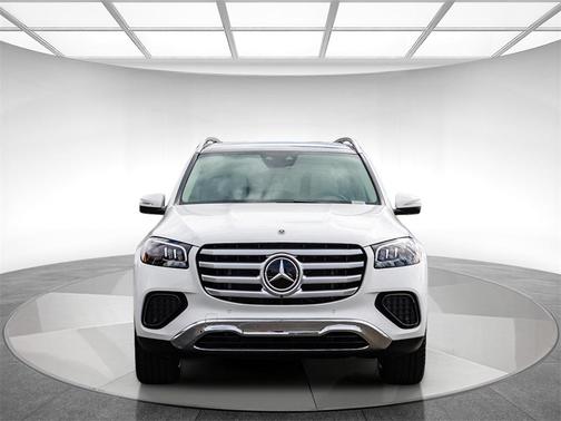 2026 Mercedes-Benz GLS 450 4MATIC
