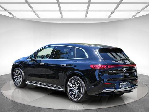 Black 2023 Mercedes-Benz EQS 580 4MATIC