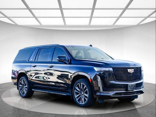 2022 Cadillac Escalade ESV Sport