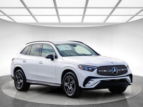 2026 Mercedes-Benz GLC 300 4MATIC