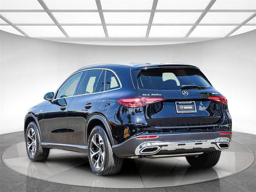 2025 Mercedes-Benz GLC 350e Base