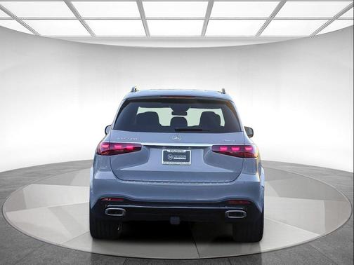 2026 Mercedes-Benz GLS 580 4MATIC