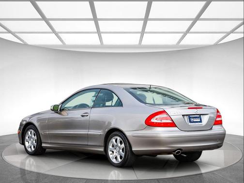 2004 Mercedes-Benz CLK-Class 320