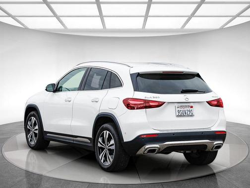 2025 Mercedes-Benz GLA 250 4MATIC