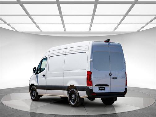 2025 Mercedes-Benz Sprinter 2500 Standard Roof