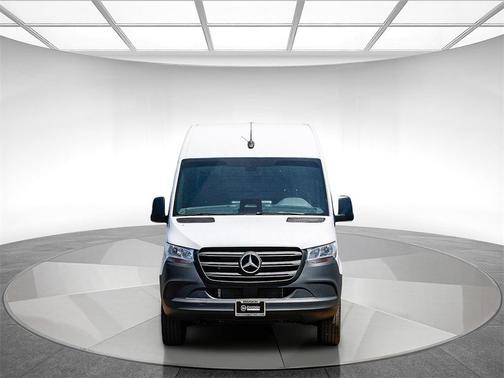 2025 Mercedes-Benz Sprinter 2500 Standard Roof