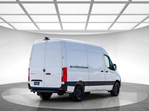 2025 Mercedes-Benz Sprinter 2500 Standard Roof