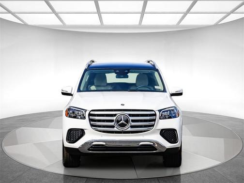 2026 Mercedes-Benz GLS 450 4MATIC