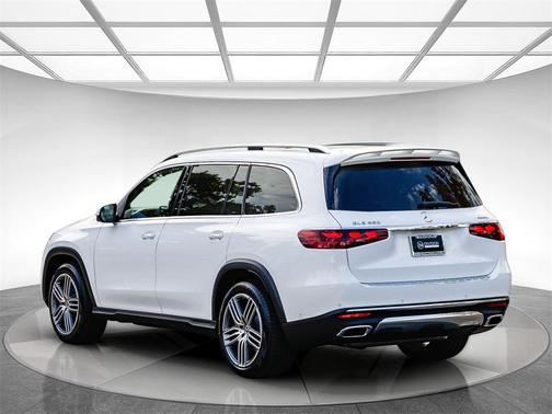 2026 Mercedes-Benz GLS 450 4MATIC