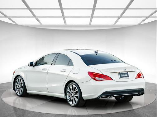 2017 Mercedes-Benz CLA 250 Base