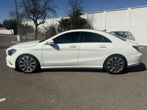 2017 Mercedes-Benz CLA 250 Base