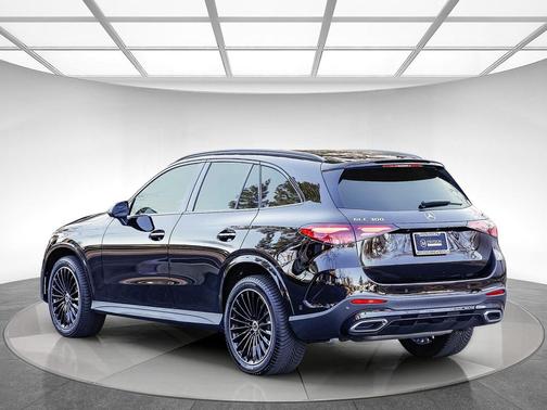 2023 Mercedes-Benz GLC 300 Base