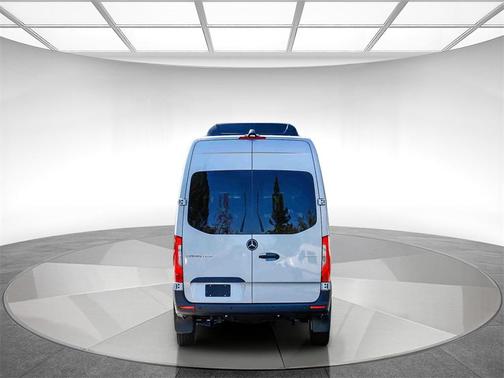 2025 Mercedes-Benz Sprinter 2500 Standard Roof