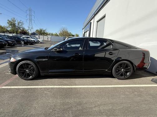 2011 Jaguar XJ L