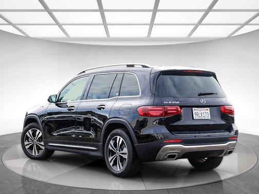 2025 Mercedes-Benz GLB 250 Base