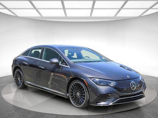 Graphite Grey Metallic 2024 Mercedes-Benz EQE 350 4MATIC