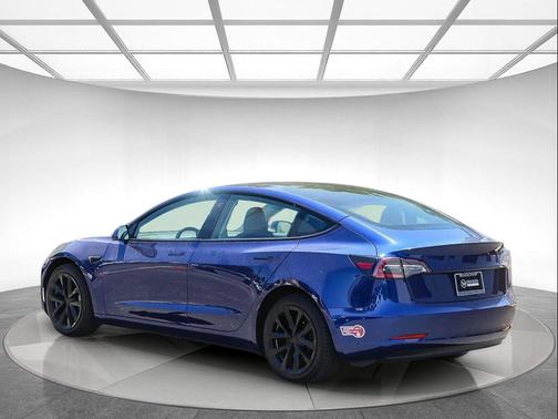 Deep Blue Metallic 2023 Tesla Model 3 Standard Range